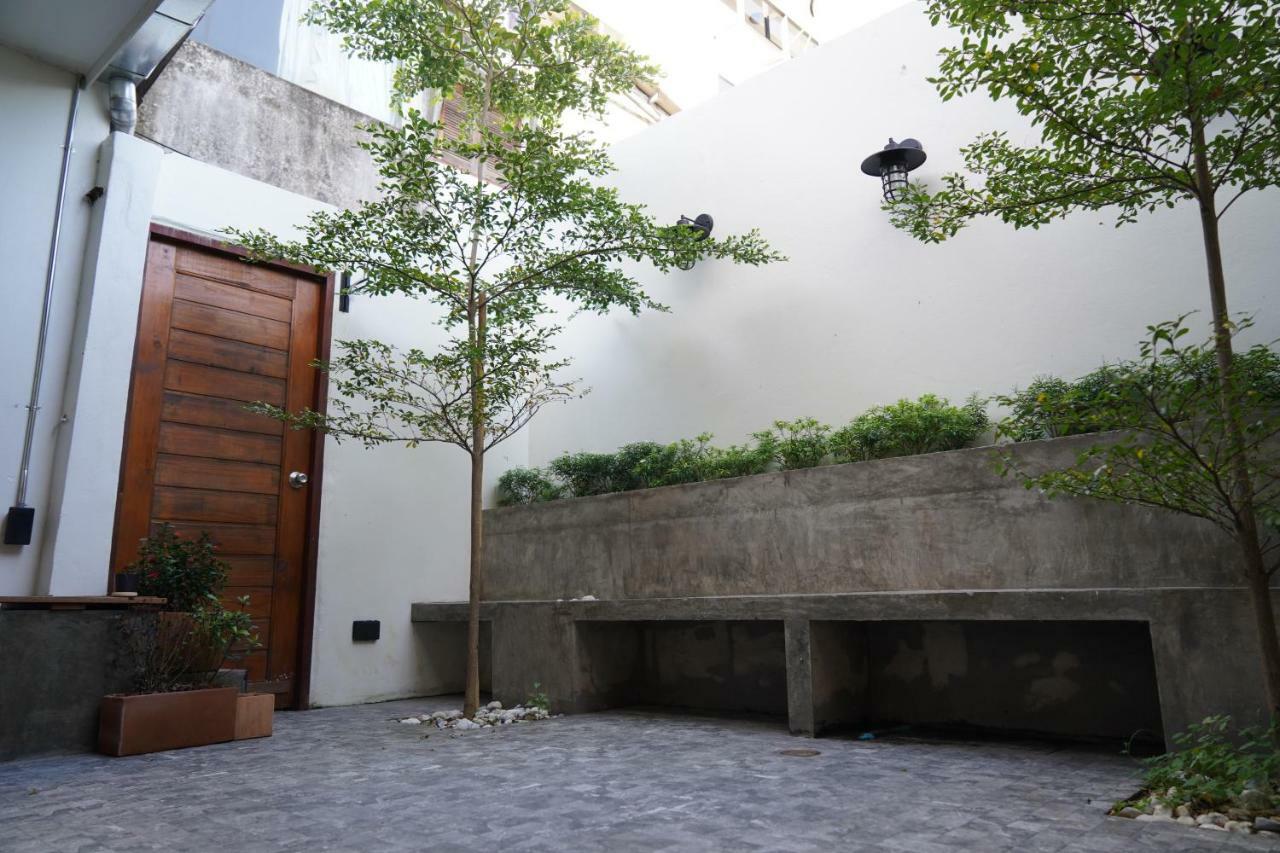 Slee Hostel Chiangmai (Adults Only) Chiang Mai Exterior photo